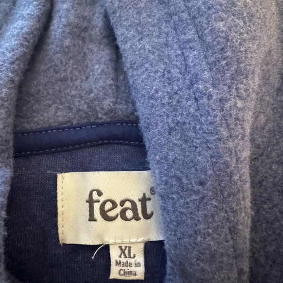 Feat BlanketBlend Hoodie - Picture 4 of 6